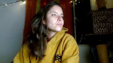 Snapshot of soka_lovers_04_ chatting on February 24, 4:15 am Sofia online show from February 24, 4:15 am