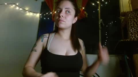 Snapshot of soka_lovers_04_ chatting on December 7, 11:34 pm Sofia online show from December 7, 11:34 pm