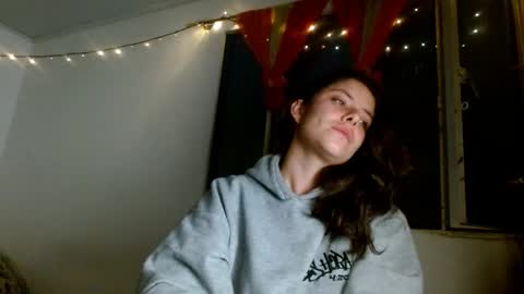 Snapshot of soka_lovers_04_ chatting on February 14, 3:11 am Sofia online show from February 14, 3:11 am