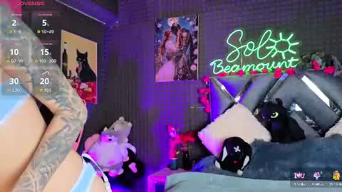 Sol  online show from June 17, 7:15 pm