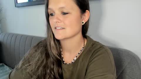 SomeonesDay online show from October 21, 7:01 am