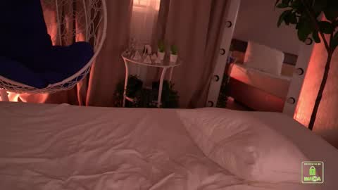 Snapshot of sonalegend_ chatting on October 10, 6:46 pm My name isSonya online show from October 10, 6:46 pm
