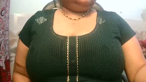 soni88888 online show from January 28, 3:35 pm