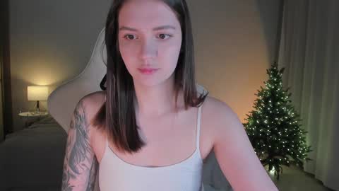 Snapshot of sonia_moon_ chatting on December 9, 1:18 am sonia_moon_ online show from December 9, 1:18 am