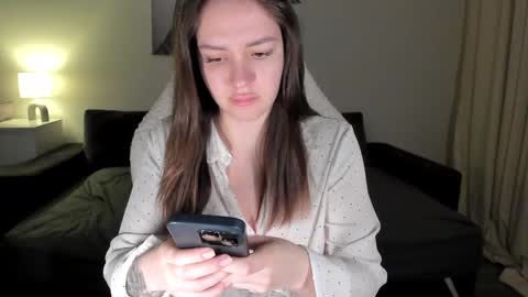 Snapshot of sonia_moon_ chatting on March 3, 1:17 am sonia_moon_ online show from March 3, 1:17 am
