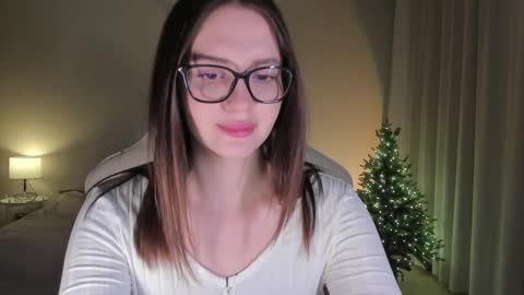 Snapshot of sonia_moon_ chatting on December 21, 2:41 am sonia_moon_ online show from December 21, 2:41 am
