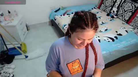 sonialatin69 online show from February 23, 6:40 pm