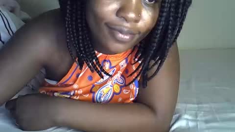 sonnia02 online show from December 4, 11:05 pm