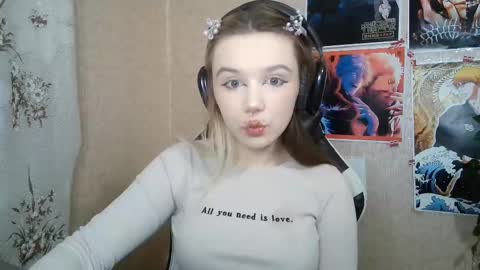 Mila online show from March 24, 5:18 pm