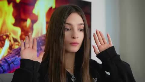 Eva 3 online show from December 1, 9:13 am