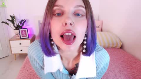 Sonya Lime online show from April 26, 7:06 am