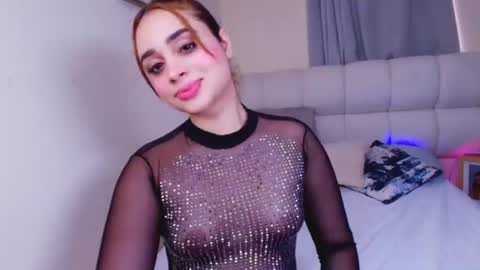 Sophia Roy online show from June 12, 3:42 pm
