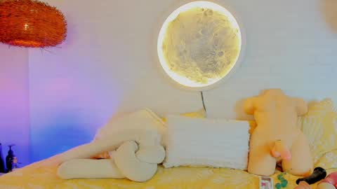 sophi_cooper29 online show from April 25, 12:24 am