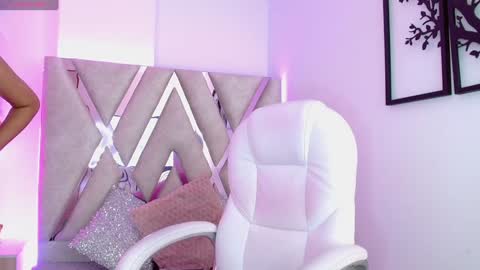 Shophi online show from January 19, 11:45 am