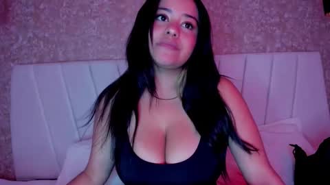 Sofia online show from December 5, 1:36 am