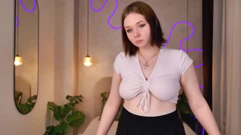 Snapshot of sophi_x chatting on October 6, 3:29 pm Sophie online show from October 6, 3:29 pm