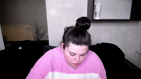 sophia__olsen online show from November 6, 7:03 am