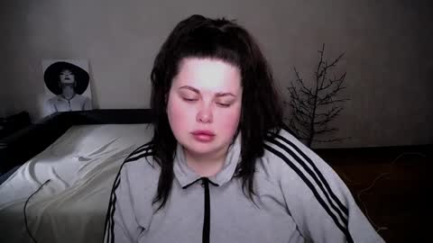 sophia__olsen online show from April 22, 6:21 am