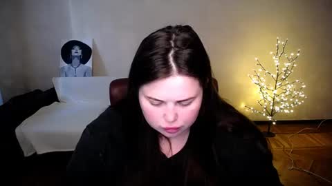 sophia__olsen online show from June 24, 6:12 am