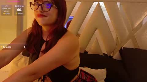 Sophia online show from July 10, 2:17 pm