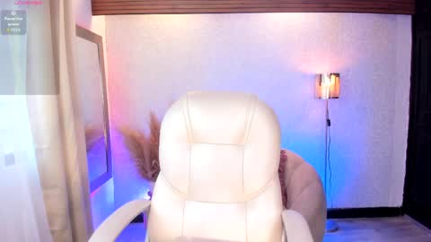 --Sophi-- online show from April 23, 12:23 pm