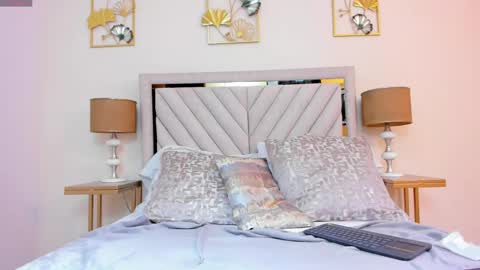 Sophia online show from April 26, 10:40 pm