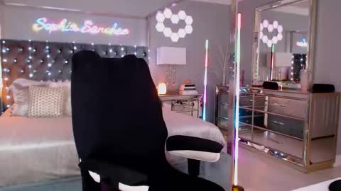 sophiasanchezxxx online show from May 16, 4:48 am