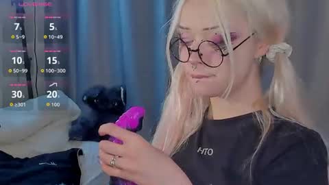 sophie_noire online show from August 6, 1:56 am