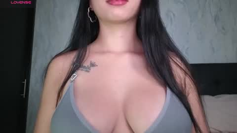  Sophie  online show from June 9, 1:38 am