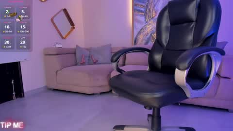 Sophie online show from April 25, 12:24 am