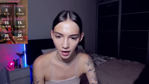 Snapshot of sophiecherrie chatting on September 8, 7:46 pm Sophie online show from September 8, 7:46 pm