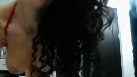 Snapshot of sophiejoulia chatting on January 16, 5:44 pm Sophie online show from January 16, 5:44 pm