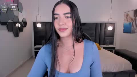 Sophie online show from July 10, 4:35 am