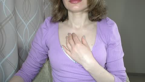 Sophiemisss online show from April 9, 6:30 am