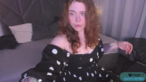 Sophie online show from October 16, 9:17 pm