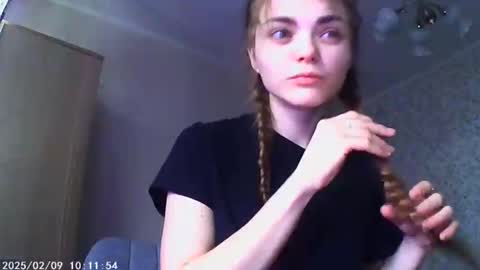 Sophie and my bestie Mandy    online show from February 8, 11:55 am