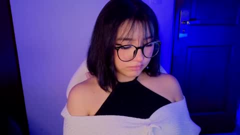   Sophie  online show from June 4, 7:29 pm