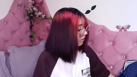 Snapshot of sophievv chatting on September 28, 7:41 pm Sophie online show from September 28, 7:41 pm