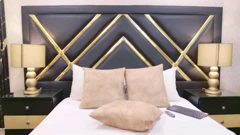 SophieWinslow online show from April 25, 12:41 pm