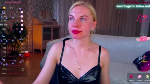 Lisa online show from April 6, 4:46 am