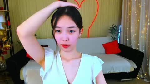 soulharmoonyy online show from April 23, 1:57 pm