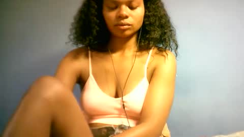 sourayaa online show from April 23, 12:40 pm