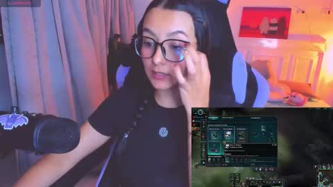 Lili online show from February 12, 1:18 am