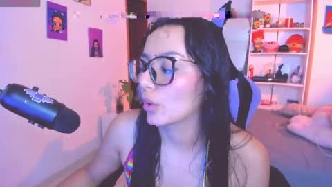 Lili online show from April 23, 11:07 pm