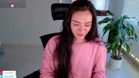 Snapshot of soyabby_ chatting on January 27, 10:06 pm Luisa online show from January 27, 10:06 pm