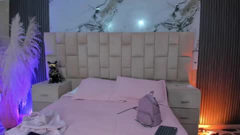 Camila Ortiz online show from April 23, 2:52 am