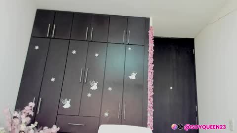 SoyQueen online show from March 12, 3:13 am