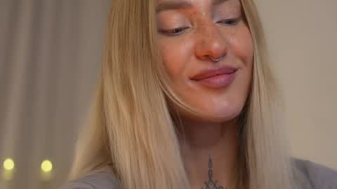 DAISY online show from December 29, 2:52 pm