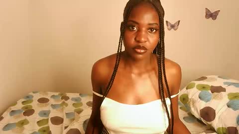 Snapshot of spicysashaa chatting on September 8, 4:17 pm spicysashaa online show from September 8, 4:17 pm