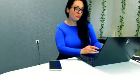 Lilith online show from April 23, 2:52 am